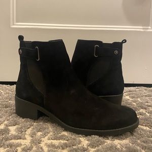 Anne Klein Ankle Boots